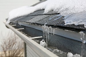 Signs of a Winter Roof Leak